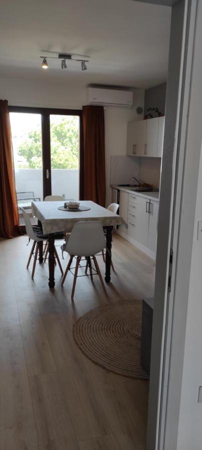 Apartment Terra Porec Bagian luar foto