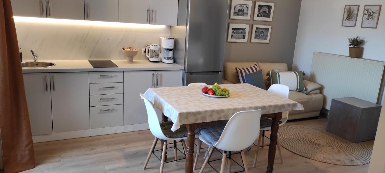 Apartment Terra Porec Bagian luar foto